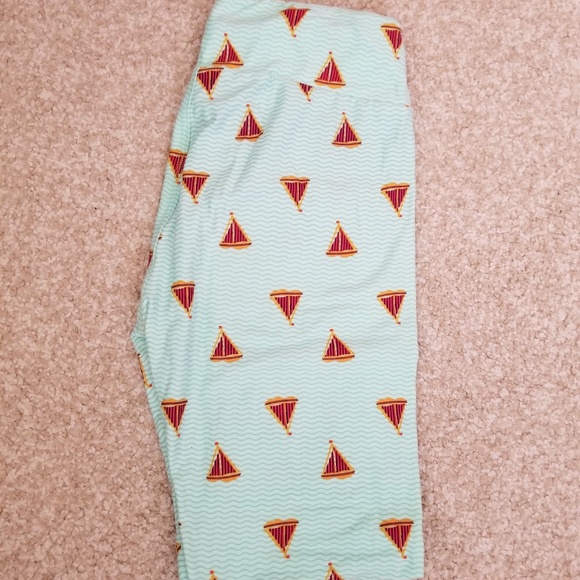 LuLaRoe Pants - ⚠️FINAL PRICE⚠️LuLaRoe Sailboat Leggings